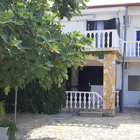 Apartments Max Вир Екстериор снимка