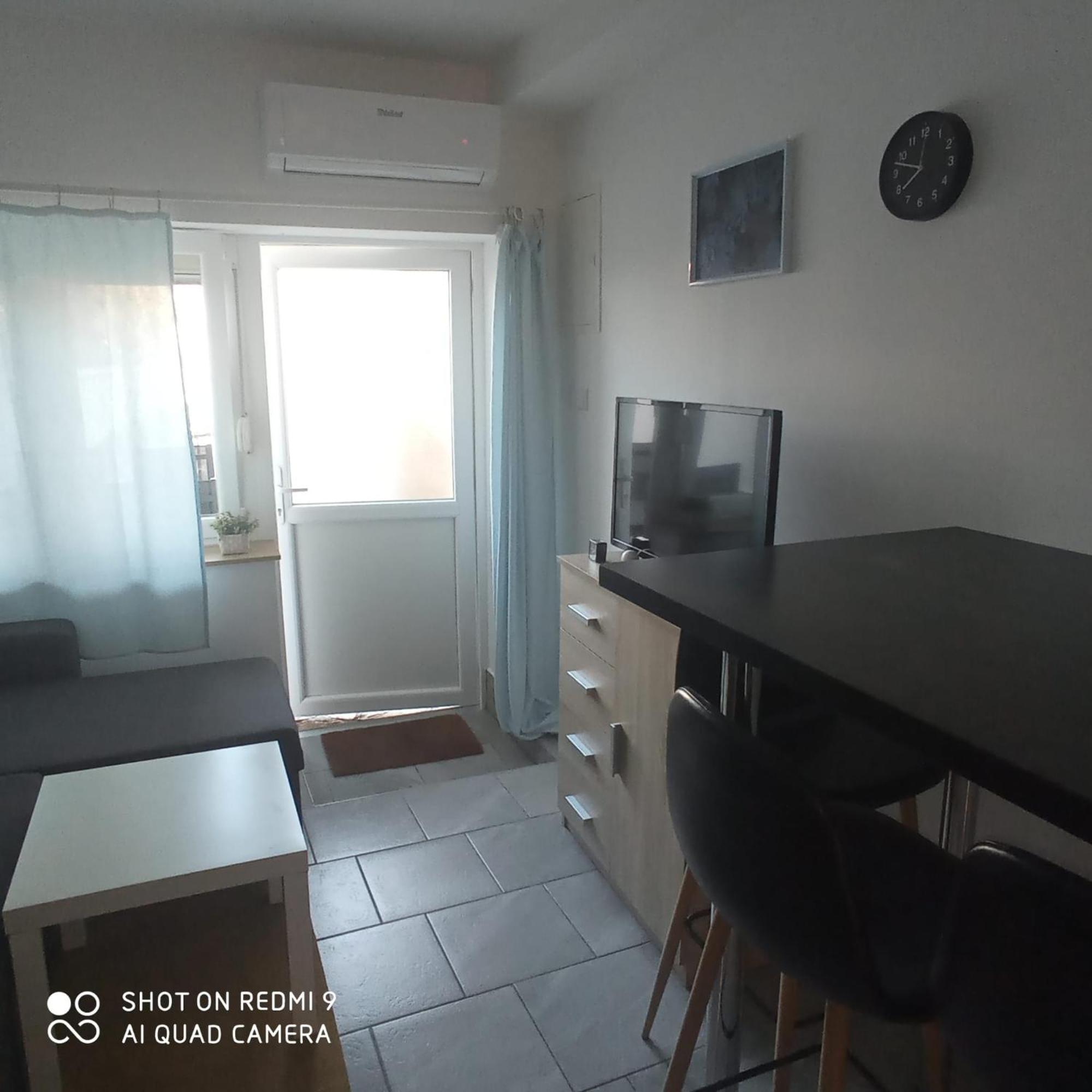 Apartments Max Вир Екстериор снимка