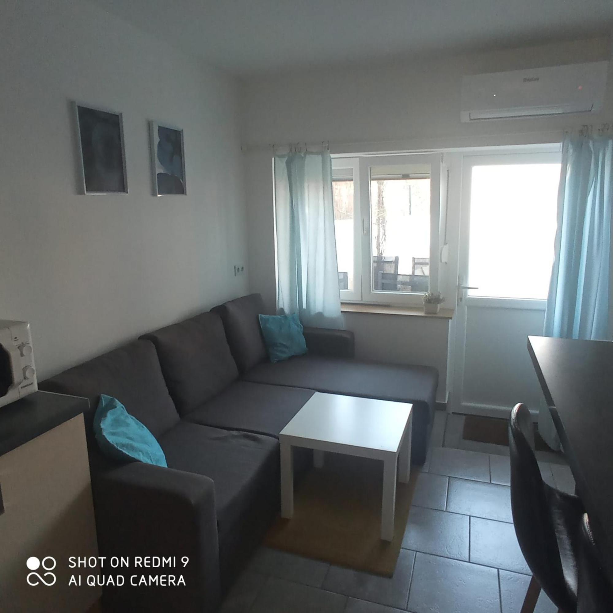 Apartments Max Вир Екстериор снимка