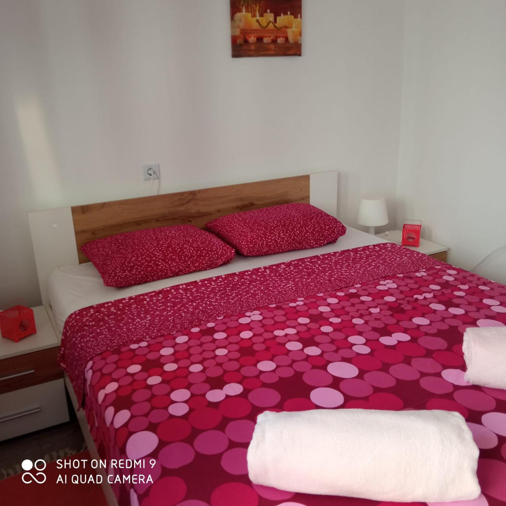 Apartments Max Вир Екстериор снимка