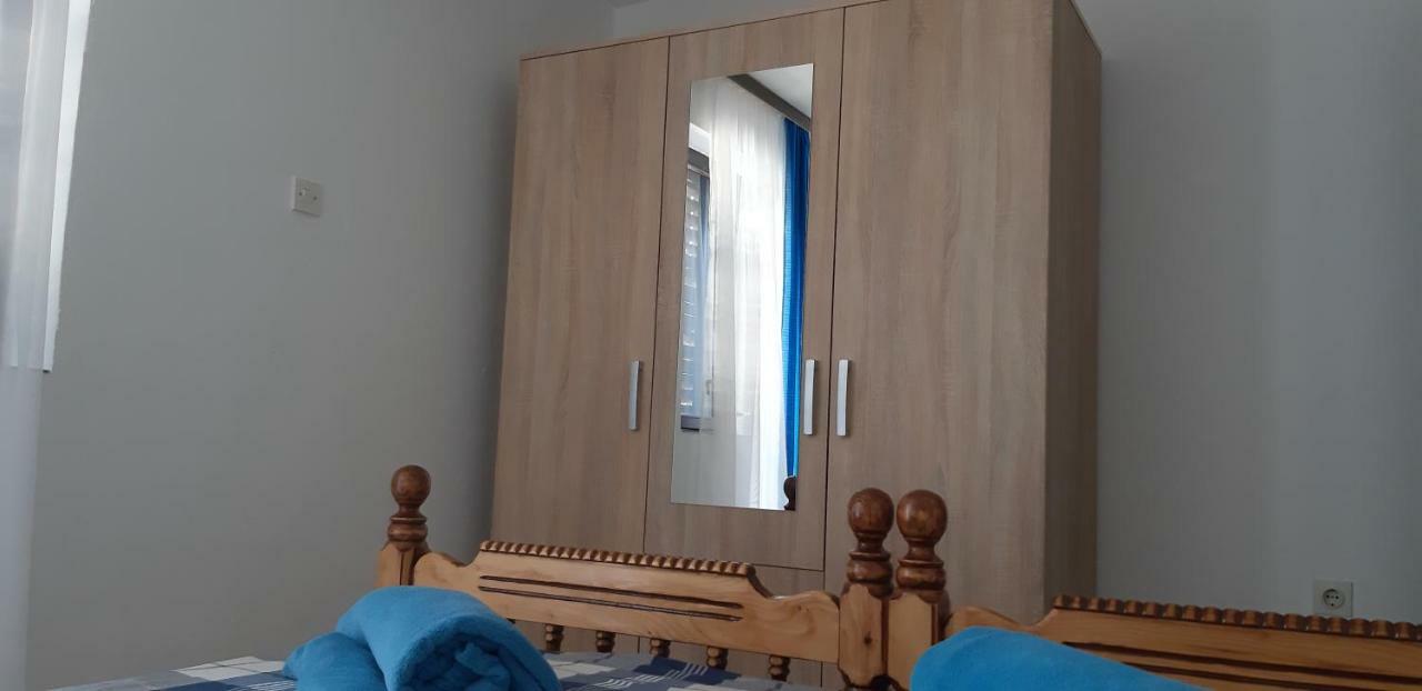 Apartments Max Вир Екстериор снимка