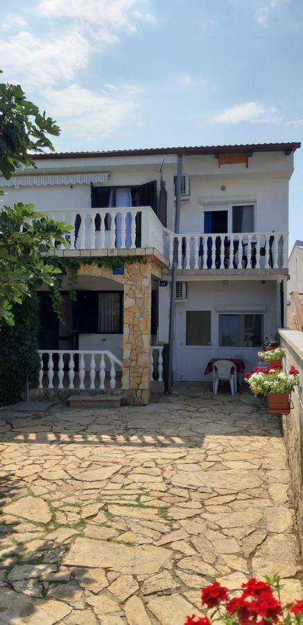 Apartments Max Вир Екстериор снимка
