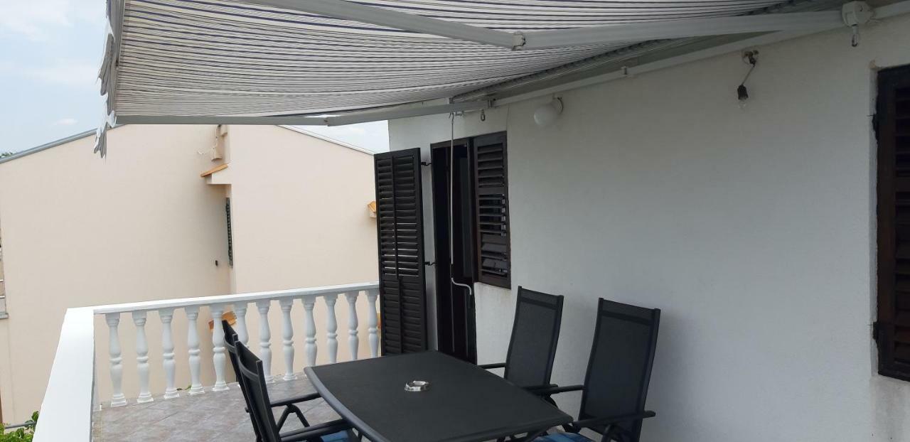 Apartments Max Вир Екстериор снимка