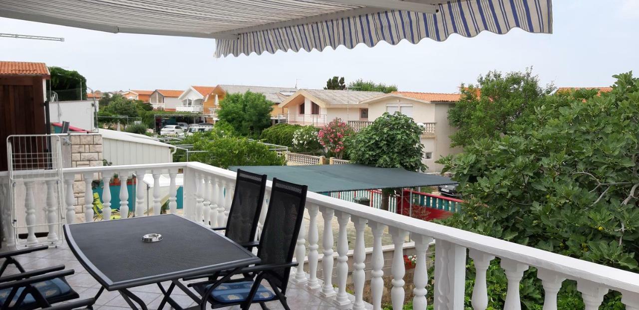 Apartments Max Вир Екстериор снимка